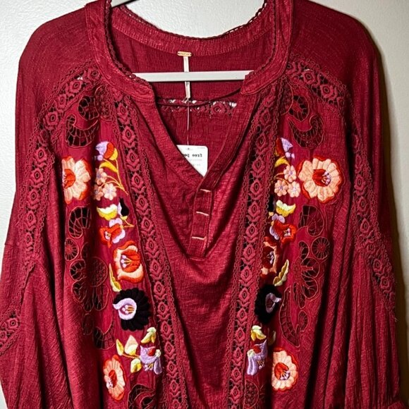 Free People Womens Serafina Viscose Embroidered Peasant Top M / Sangria Combo